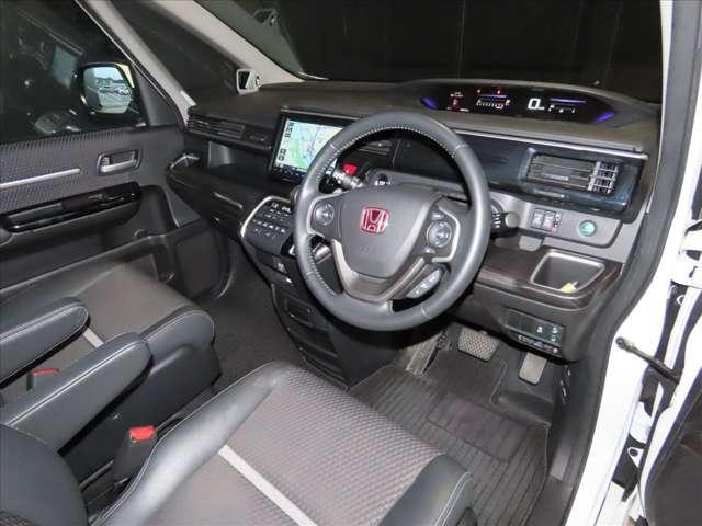 ステップワゴンスパーダ スパーダクールスピリット 禁煙・ワンオーナー・バックカメラ・リヤシ(13枚目)