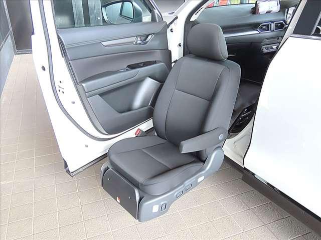 CX-5 2.0 20S 助手席リフトアップシート車 禁煙・10.25インチマツダコネクトナビナビ・衝突被害軽減ブレーキ(前後)・iアクティブセンス・360°ビューモニター・ETC(3枚目)