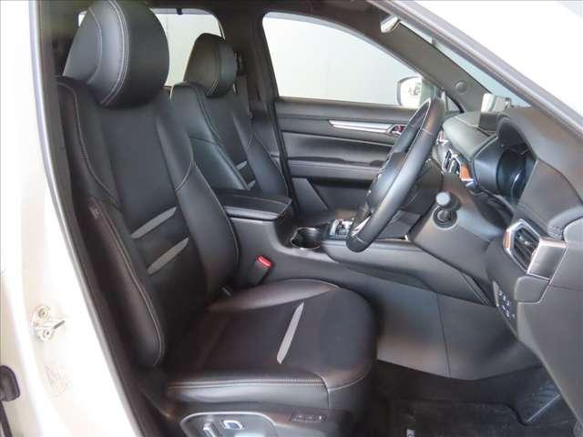 CX-8 2.5 25S スポーツ アピアランス 禁煙・衝突被害軽減ブレーキ(前後)・AT誤発進抑制制御・360°ビューモニター・オートホールド機能・10インチマツコネナビ・Apple Carplay/Android Auto・パワーリフトゲート(11枚目)