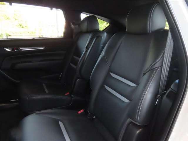 CX-8 2.5 25S スポーツ アピアランス 禁煙・衝突被害軽減ブレーキ(前後)・AT誤発進抑制制御・360°ビューモニター・オートホールド機能・10インチマツコネナビ・Apple Carplay/Android Auto・パワーリフトゲート(15枚目)