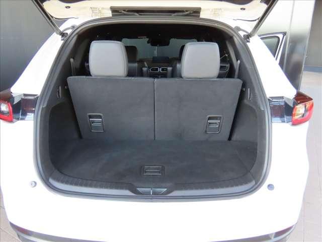 CX-8 2.5 25S スポーツ アピアランス 禁煙・衝突被害軽減ブレーキ(前後)・AT誤発進抑制制御・360°ビューモニター・オートホールド機能・10インチマツコネナビ・Apple Carplay/Android Auto・パワーリフトゲート(17枚目)