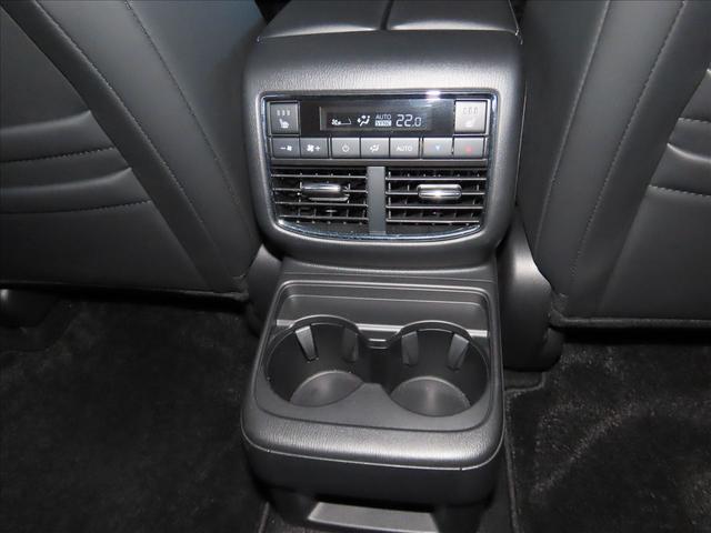 CX-8 2.5 25S スポーツ アピアランス 禁煙・衝突被害軽減ブレーキ(前後)・AT誤発進抑制制御・360°ビューモニター・オートホールド機能・10インチマツコネナビ・Apple Carplay/Android Auto・パワーリフトゲート(31枚目)