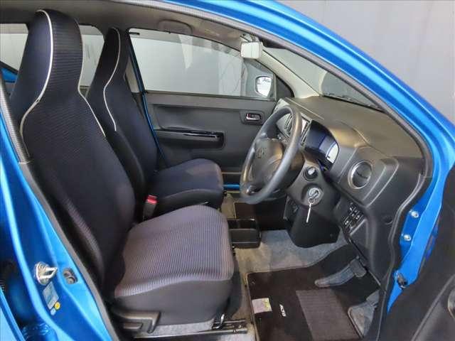 アルト ６６０　４０周年記念特別仕様車　Ｌリミテッド　禁煙・衝突被害軽減ブレーキ・運転席シートヒーター・地デジ／ＣＤ／ＤＶＤ／Ｂｌｕｅｔｏｏｔｈ（14枚目）