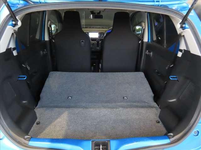 アルト ６６０　４０周年記念特別仕様車　Ｌリミテッド　禁煙・衝突被害軽減ブレーキ・運転席シートヒーター・地デジ／ＣＤ／ＤＶＤ／Ｂｌｕｅｔｏｏｔｈ（19枚目）