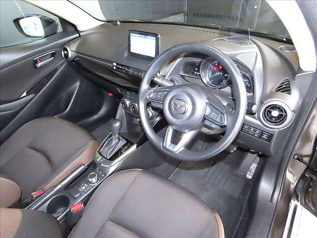 ＭＡＺＤＡ２ １５Ｓプロアクティブ　スマートエディション　禁煙・ワンオーナー・衝突被害軽減ブレーキ（前後）・ＡＴ誤発進抑制機能・車線逸脱警報・ＢＳＭ・３６０°ビューモニター・運転席＆助手席シートヒーター・Ａｐｐｌｅ　Ｃａｒｐｌａｙ／Ａｎｄｒｏｉｄ　Ａｕｔｏ（3枚目）