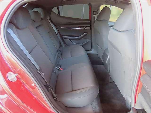 ＭＡＺＤＡ３ファストバック １．５　１５Ｓ　ツーリング　禁煙・衝突被害軽減ブレーキ・ＡＴ誤発進抑制機能・ＢＳＭシステム・３６０°ビューモニター・ＣＤ／ＤＶＤ／Ｂｌｕｅｔｏｏｔｈ／ＵＳＢ／Ａｐｌｌｅ　Ｃａｒｐｌａｙ／Ａｎｄｒｏｉｄ　Ａｕｔｏ／ＭＲＣＣ・ＥＴＣ（15枚目）