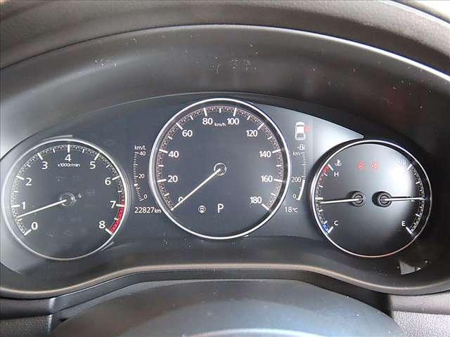 ＭＡＺＤＡ３ファストバック １．５　１５Ｓ　ツーリング　禁煙・衝突被害軽減ブレーキ・ＡＴ誤発進抑制機能・ＢＳＭシステム・３６０°ビューモニター・ＣＤ／ＤＶＤ／Ｂｌｕｅｔｏｏｔｈ／ＵＳＢ／Ａｐｌｌｅ　Ｃａｒｐｌａｙ／Ａｎｄｒｏｉｄ　Ａｕｔｏ／ＭＲＣＣ・ＥＴＣ（19枚目）