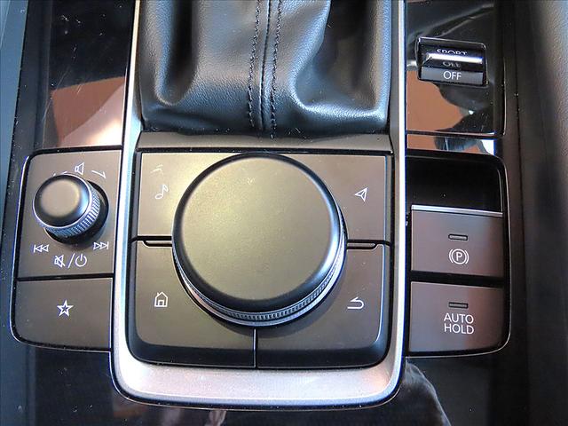 ＭＡＺＤＡ３ファストバック １．５　１５Ｓ　ツーリング　禁煙・衝突被害軽減ブレーキ・ＡＴ誤発進抑制機能・ＢＳＭシステム・３６０°ビューモニター・ＣＤ／ＤＶＤ／Ｂｌｕｅｔｏｏｔｈ／ＵＳＢ／Ａｐｌｌｅ　Ｃａｒｐｌａｙ／Ａｎｄｒｏｉｄ　Ａｕｔｏ／ＭＲＣＣ・ＥＴＣ（24枚目）