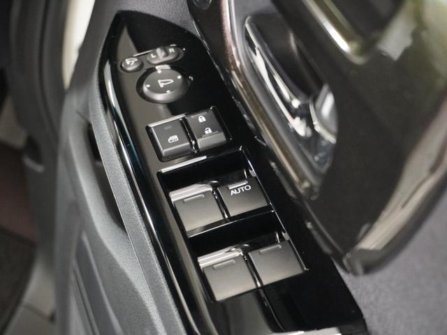 Ｎ－ＢＯＸカスタム Ｇ・Ｌターボホンダセンシング　１年保証ナビＤレコＲカメＥＴＣ両電扉ＢＴ地デジ（27枚目）