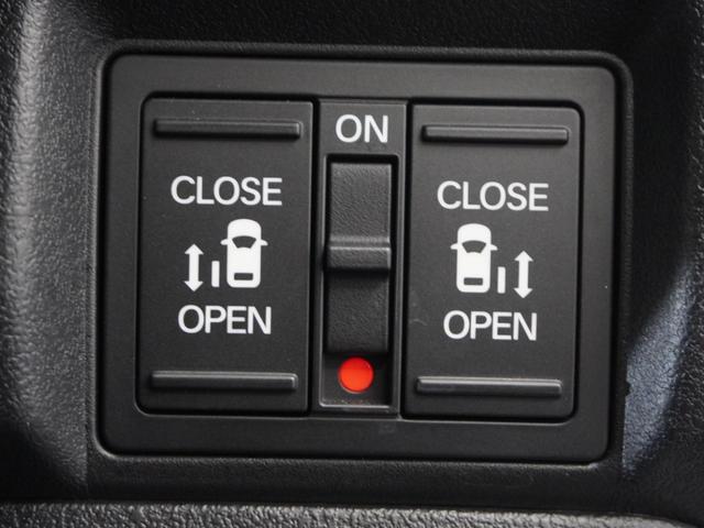 N-BOXカスタム Lターボ 1年保証ナビDレコRカメETC両電扉BT地デジ(6枚目)