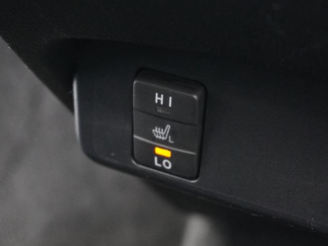 ◆シートヒーター装備◆　寒い季節にピッタリなのが、このシートヒーター！寒い季節もシートヒーターが体を温めてくれます。寒い季節もドライブが楽しくなります。