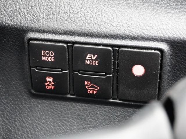 【ＶＳＡ】横滑り防止装置が装備されています。コーナーリング時の横すべりを抑える機能と、車両の急激な挙動変化を抑える機能で、安定した走行を実現しています。運転に安心とゆとりが出来ます。