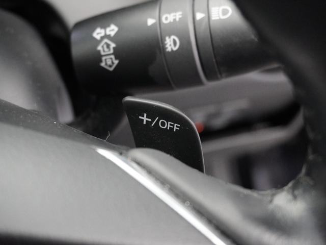 ◆パドルシフト装備◆オートマチック車でもミッション車のようなフィーリングを楽しめます。エンジンブレーキを使いたい時にも役立ちます。