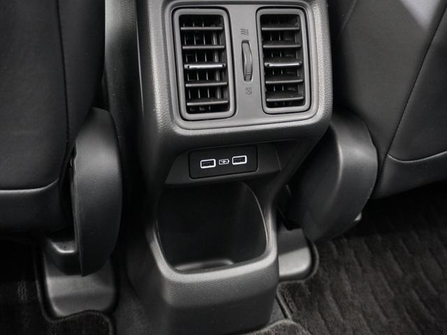 ヴェゼル ｅ：ＨＥＶＺ　１年保証（走行距離無制限）／ナビ／リアカメラ／ＥＴＣ／シートヒーター／地デジチューナー／衝突被害軽減ブレーキ／（31枚目）