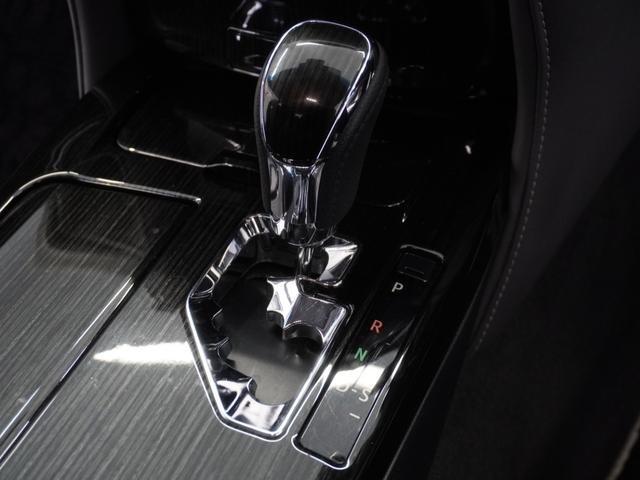 クラウンハイブリッド アスリートＳＪ－フロンティアリミテッド　１年保証（走行距離無制限）／ナビ／ドライブレコーダー／リアカメラ／シートヒーター／地デジチューナー／Ｂｌｕｅｔｏｏｔｈ／衝突被害軽減ブレーキ／（41枚目）