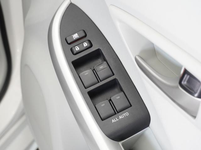 プリウス S 1年保証(走行距離無制限)/ナビ/ドライブレコーダー/リアカメラ/ETC/ワンセグ/Bluetooth/(24枚目)