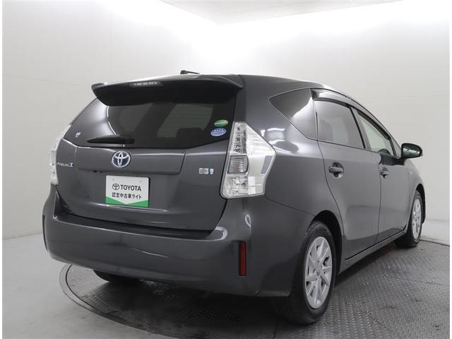 プリウスアルファ Ｓ　フルセグ　メモリーナビ　ＤＶＤ再生　ミュージックプレイヤー接続可　バックカメラ　ＥＴＣ　乗車定員７人　３列シート（4枚目）