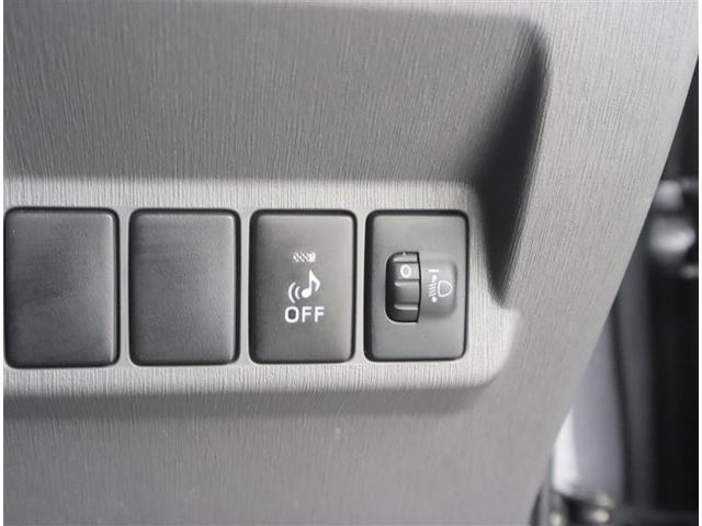 プリウスアルファ Ｓ　フルセグ　メモリーナビ　ＤＶＤ再生　ミュージックプレイヤー接続可　バックカメラ　ＥＴＣ　乗車定員７人　３列シート（21枚目）