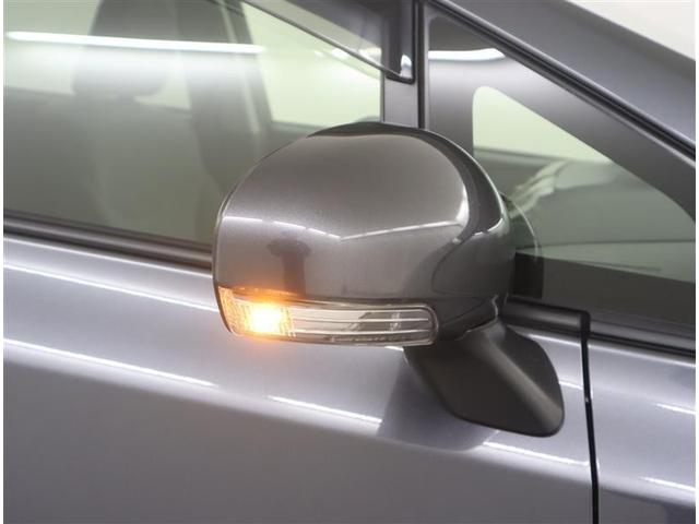 プリウスアルファ Ｓ　フルセグ　メモリーナビ　ＤＶＤ再生　ミュージックプレイヤー接続可　バックカメラ　ＥＴＣ　乗車定員７人　３列シート（25枚目）