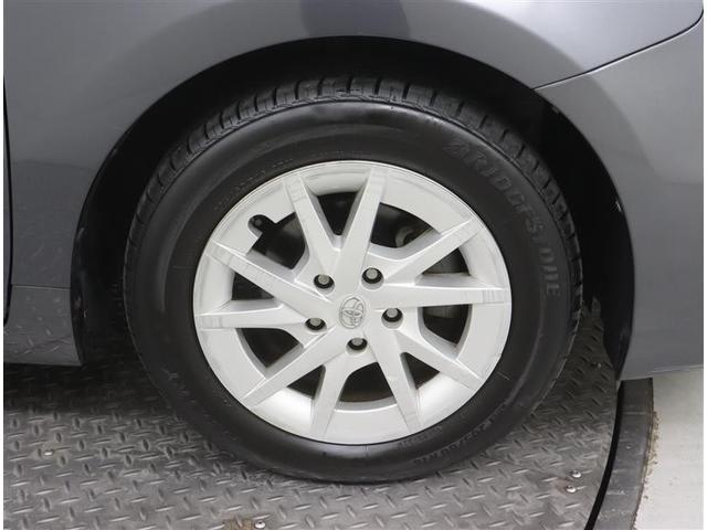 プリウスアルファ Ｓ　フルセグ　メモリーナビ　ＤＶＤ再生　ミュージックプレイヤー接続可　バックカメラ　ＥＴＣ　乗車定員７人　３列シート（26枚目）