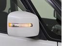 ウィンカー付ドアミラー装備♪デザイン性だけでなく、ドライバーの巻き込み防止など安全運転をサポート致します！対向車や歩行者など周囲からの視認性にも優れていて安心です！