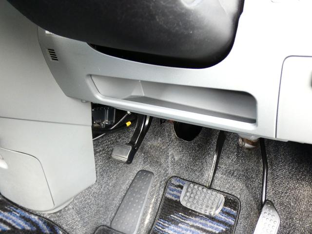 ムーヴ Ｌ　ユーザー様直接仕入車・検Ｒ８年８月１８日・走行７万８千Ｋｍ台・カロッツェリアメモリーナビ・フルセグ地デジＴＶ・ＤＶＤ再生・ＢＴオーディオ・電格ミラー・社外１５インチアルミホイル・フルフラットシート（15枚目）