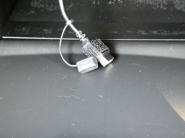 ノート e-パワー X HYBRID・エマージェンシーブレーキ・全方位モニター・デジタルインナーミラー・プッシュスタート・純正メモリーナビ・フルセグTV・DVD再生・BTオーディオ・Bモニター・ステリモ・ETC 1年保証付(25枚目)