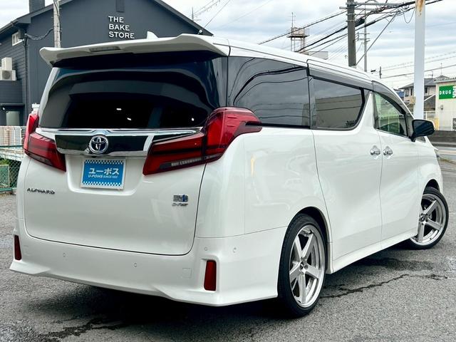 アルファードハイブリッド SR Cパッケージ 禁煙 サンルーフ 車高調 ワーク20インチアルミ リアエンター JBL メーカーナビ フルセグTV 全周囲モニター CD BSM デジタルインナーミラー フリップダウンモニター 両側電動スライドドア(12枚目)