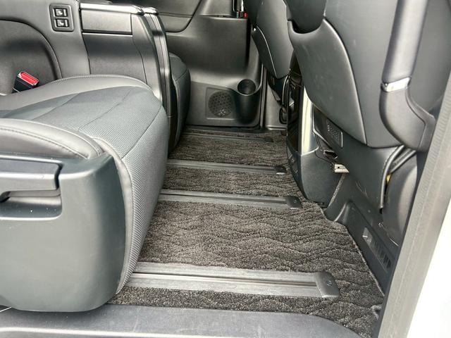 アルファードハイブリッド SR Cパッケージ 禁煙 サンルーフ 車高調 ワーク20インチアルミ リアエンター JBL メーカーナビ フルセグTV 全周囲モニター CD BSM デジタルインナーミラー フリップダウンモニター 両側電動スライドドア(34枚目)