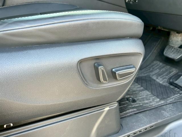 アルファード Z 衝突軽減システム トヨタチームメイト ガラスルーフ 10.3型ディスプレイオーディオ ナビTVキット付き 全周囲モニター HUD BSM デジタルインナーミラー 両側電動スライドドアパワーバックドア(17枚目)