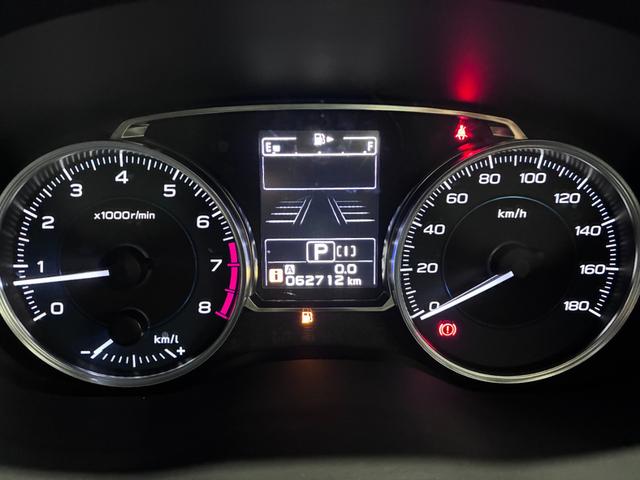 ＸＶ ２．０ｉ－Ｌ　アイサイト　ブラックレザーセレクション　禁煙　衝突軽減　フルセグナビ　バックカメラ　ＥＴＣ　ＢＳＭ　ドラレコ　シートヒーター　スマートキー　ルーフレール　ＨＩＤ　ナビ／ＣＮ－ＬＲ７２０　スペアスマートキー（24枚目）