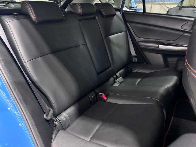 ＸＶ ２．０ｉ－Ｌ　アイサイト　ブラックレザーセレクション　禁煙　衝突軽減　フルセグナビ　バックカメラ　ＥＴＣ　ＢＳＭ　ドラレコ　シートヒーター　スマートキー　ルーフレール　ＨＩＤ　ナビ／ＣＮ－ＬＲ７２０　スペアスマートキー（30枚目）