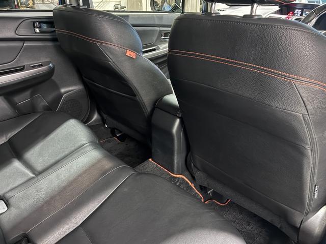 ＸＶ ２．０ｉ－Ｌ　アイサイト　ブラックレザーセレクション　禁煙　衝突軽減　フルセグナビ　バックカメラ　ＥＴＣ　ＢＳＭ　ドラレコ　シートヒーター　スマートキー　ルーフレール　ＨＩＤ　ナビ／ＣＮ－ＬＲ７２０　スペアスマートキー（31枚目）