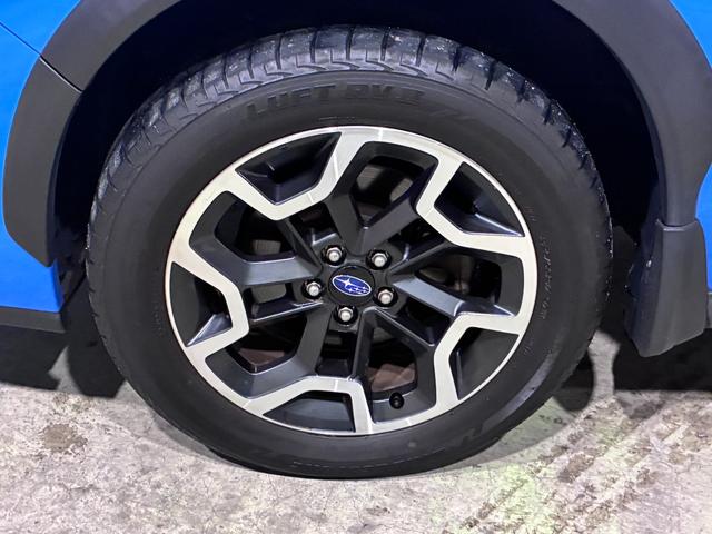 ＸＶ ２．０ｉ－Ｌ　アイサイト　ブラックレザーセレクション　禁煙　衝突軽減　フルセグナビ　バックカメラ　ＥＴＣ　ＢＳＭ　ドラレコ　シートヒーター　スマートキー　ルーフレール　ＨＩＤ　ナビ／ＣＮ－ＬＲ７２０　スペアスマートキー（51枚目）