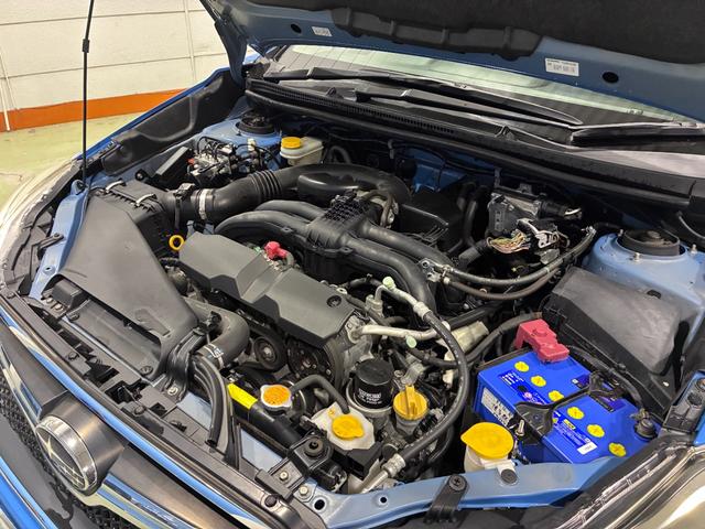 ＸＶ ２．０ｉ－Ｌ　アイサイト　ブラックレザーセレクション　禁煙　衝突軽減　フルセグナビ　バックカメラ　ＥＴＣ　ＢＳＭ　ドラレコ　シートヒーター　スマートキー　ルーフレール　ＨＩＤ　ナビ／ＣＮ－ＬＲ７２０　スペアスマートキー（57枚目）