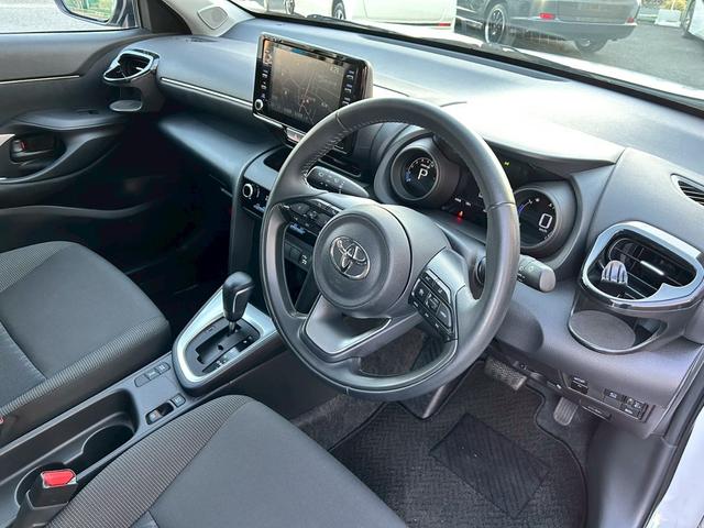 ヤリスクロス G 禁煙 衝突軽減システム レーダークルーズ 純ディスプレオーディオ(ナビTVキット付き) 全周囲モニター LEDヘッドランプ BSM スマートキー ETC パワーバックドア ソナー(17枚目)