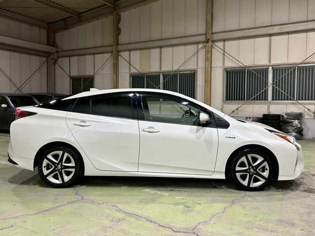 プリウス Aツーリングセレクション 禁煙 衝突軽減 フルセグナビ バックモニター BSM HUD ソナー スマートキー ドラレコ LEDヘッドライト シートヒーター ETC ナビ/NSZT-W66T(9枚目)