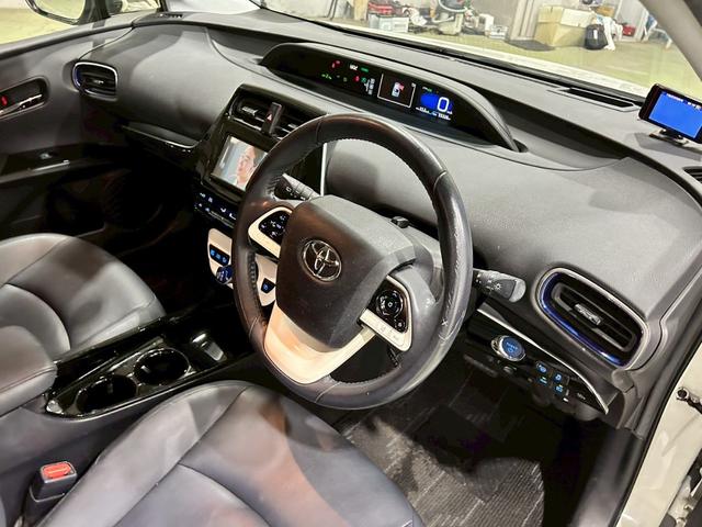 プリウス Aツーリングセレクション 禁煙 衝突軽減 フルセグナビ バックモニター BSM HUD ソナー スマートキー ドラレコ LEDヘッドライト シートヒーター ETC ナビ/NSZT-W66T(16枚目)