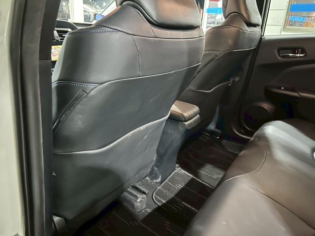 プリウス Aツーリングセレクション 禁煙 衝突軽減 フルセグナビ バックモニター BSM HUD ソナー スマートキー ドラレコ LEDヘッドライト シートヒーター ETC ナビ/NSZT-W66T(24枚目)