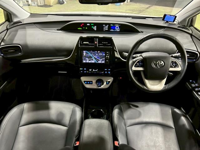 プリウス Aツーリングセレクション 禁煙 衝突軽減 フルセグナビ バックモニター BSM HUD ソナー スマートキー ドラレコ LEDヘッドライト シートヒーター ETC ナビ/NSZT-W66T(28枚目)