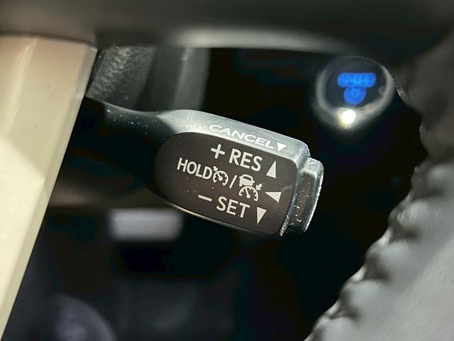 プリウス Aツーリングセレクション 禁煙 衝突軽減 フルセグナビ バックモニター BSM HUD ソナー スマートキー ドラレコ LEDヘッドライト シートヒーター ETC ナビ/NSZT-W66T(39枚目)