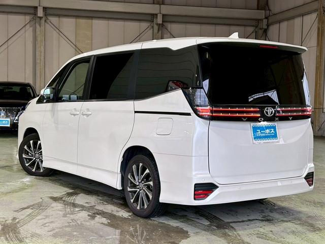 ヴォクシー Ｓ－Ｚ　禁煙　衝突軽減システム　レーダークルーズ　ディスプレイオーディオプラス（ナビＴＶ　ＤＶＤキット付き）　フリップダウンモニター　２列目シートヒーター　ＨＵＤ　デジタルインナーミラー　両側電動スライドドア（7枚目）