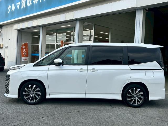 ヴォクシー Ｓ－Ｚ　禁煙　衝突軽減システム　レーダークルーズ　ディスプレイオーディオプラス（ナビＴＶ　ＤＶＤキット付き）　フリップダウンモニター　２列目シートヒーター　ＨＵＤ　デジタルインナーミラー　両側電動スライドドア（14枚目）