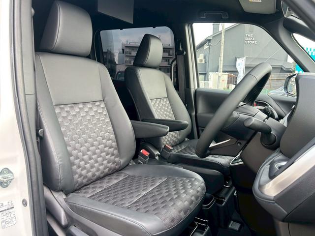 ヴォクシー Ｓ－Ｚ　禁煙　衝突軽減システム　レーダークルーズ　ディスプレイオーディオプラス（ナビＴＶ　ＤＶＤキット付き）　フリップダウンモニター　２列目シートヒーター　ＨＵＤ　デジタルインナーミラー　両側電動スライドドア（15枚目）