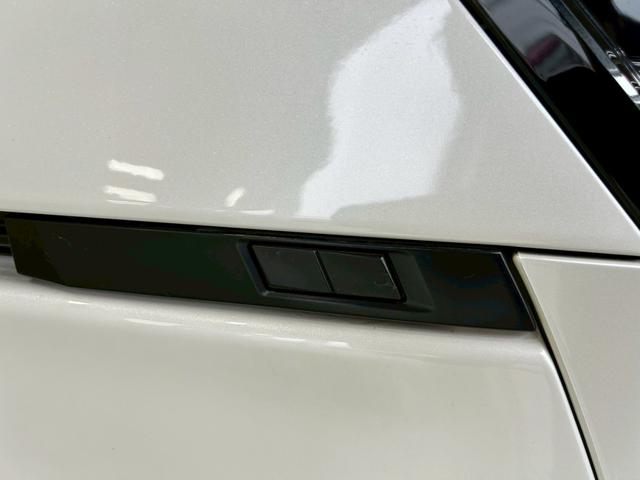 ヴォクシー Ｓ－Ｚ　禁煙　衝突軽減システム　レーダークルーズ　ディスプレイオーディオプラス（ナビＴＶ　ＤＶＤキット付き）　フリップダウンモニター　２列目シートヒーター　ＨＵＤ　デジタルインナーミラー　両側電動スライドドア（33枚目）