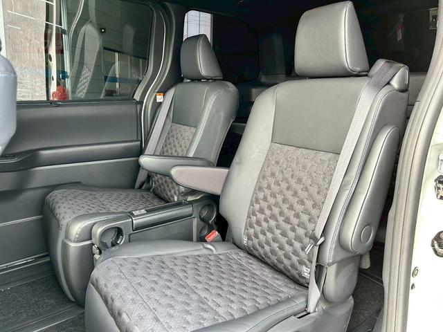 ヴォクシー Ｓ－Ｚ　禁煙　衝突軽減システム　レーダークルーズ　ディスプレイオーディオプラス（ナビＴＶ　ＤＶＤキット付き）　フリップダウンモニター　２列目シートヒーター　ＨＵＤ　デジタルインナーミラー　両側電動スライドドア（44枚目）