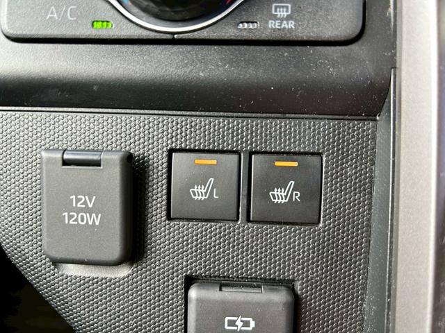 整備は陸運局認証・指定工場の提携会社にて実施しております♪自社では無く提携先での整備となり第三者目線で整備を実施しております♪厳しい目だからこそ、ご提供車の整備に自信があります。