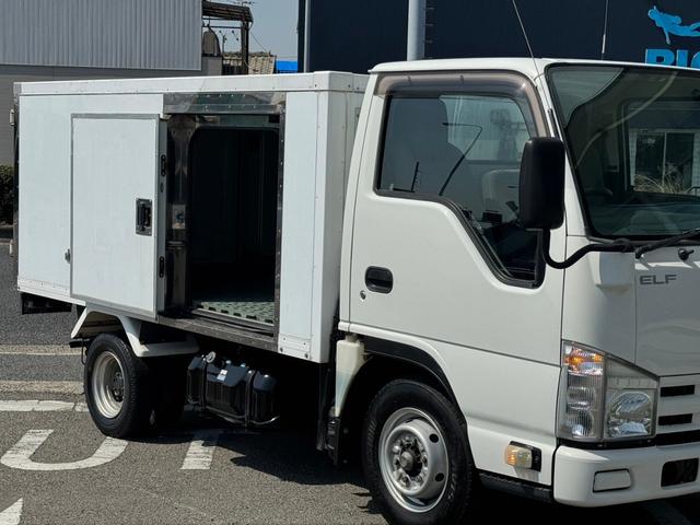 エルフトラック フルフラットロー　冷蔵冷凍車／－５℃／Ｔｏｐｒｅｃ製／ＥＴＣ／最積１５００ｋｇ／４ナンバーサイズ／５ｔ限定準中型可（11枚目）