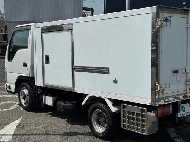 エルフトラック フルフラットロー　冷蔵冷凍車／－５℃／Ｔｏｐｒｅｃ製／ＥＴＣ／最積１５００ｋｇ／４ナンバーサイズ／５ｔ限定準中型可（15枚目）