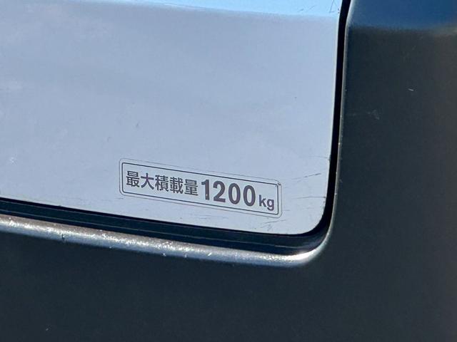 ＮＶ３５０キャラバンバン ロングＤＸ　／キーレス／ナビ／ＥＴＣ／バックカメラ／６名乗車／（20枚目）